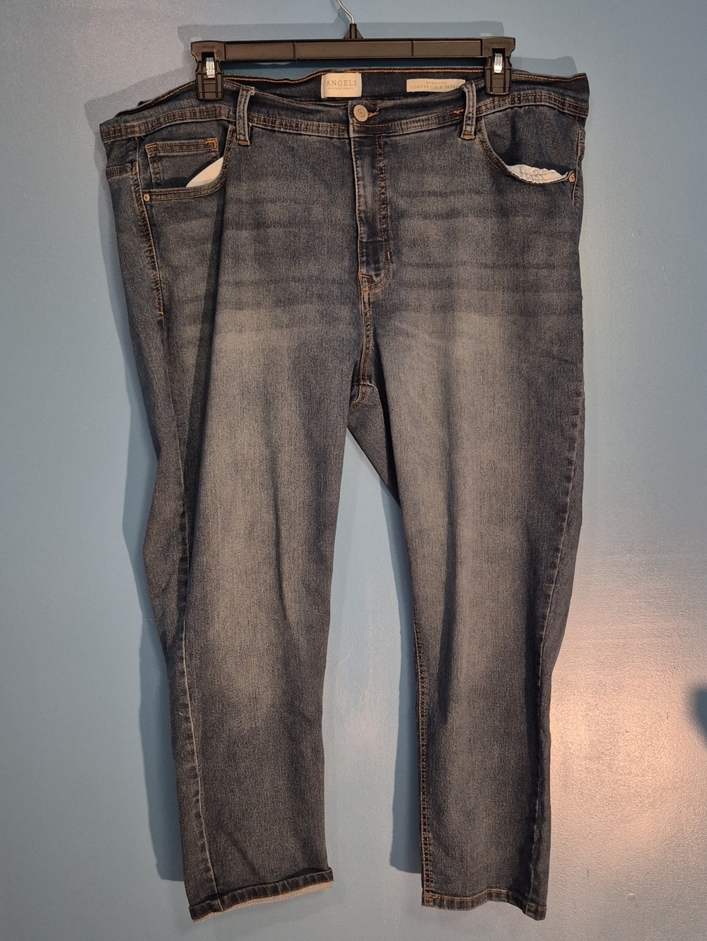 Angel Women's Straight Leg Jeans in Faded Blue